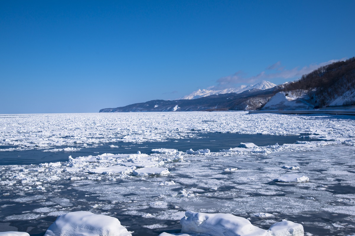 White Weekend at Shiretoko Peninsula | Hokkaido Treasure | Hokkaido ...